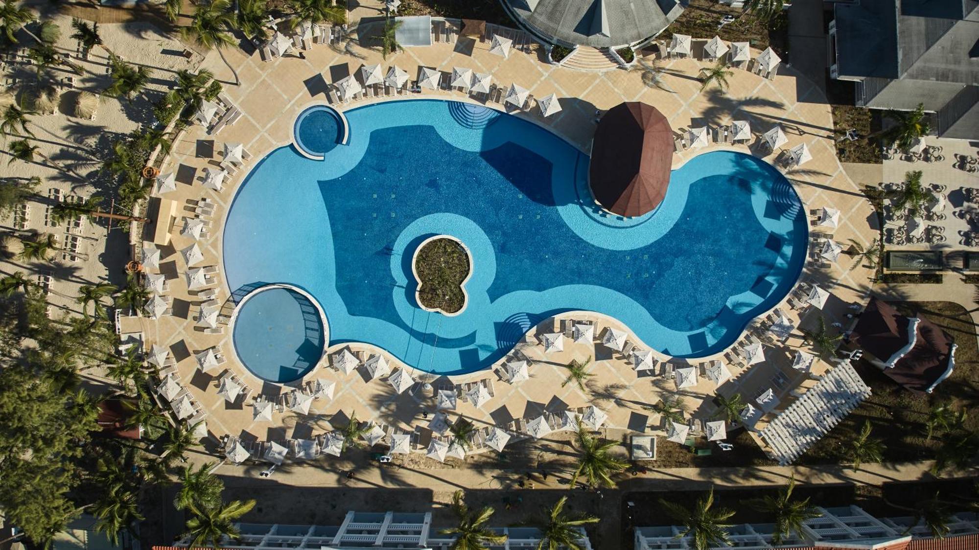 Bahia Principe Luxury Esmeralda All Inclusive - Newly Renovated (Adults Only) Punta Cana Bagian luar foto